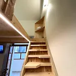 Center Duplex