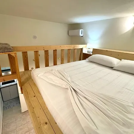 Center Duplex Vlore