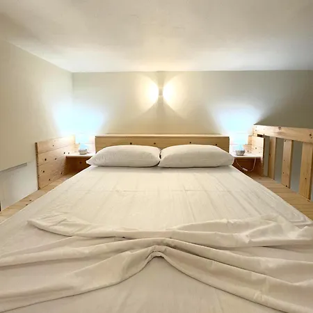 Center Duplex Апартаменты