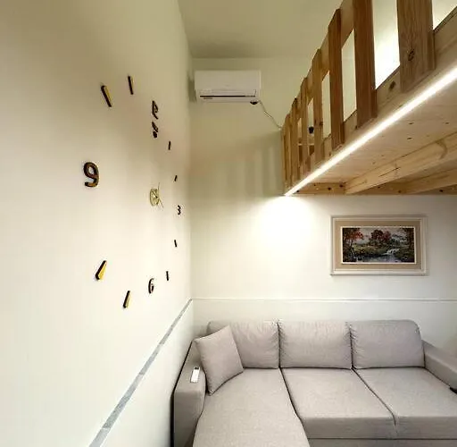 Center Duplex