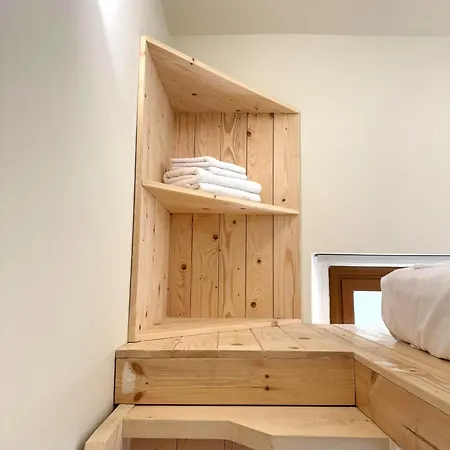 Center Duplex 아파트