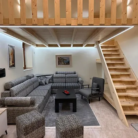 Center Duplex 公寓 Vlorë