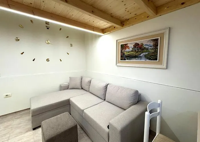 Center Duplex * Wlora